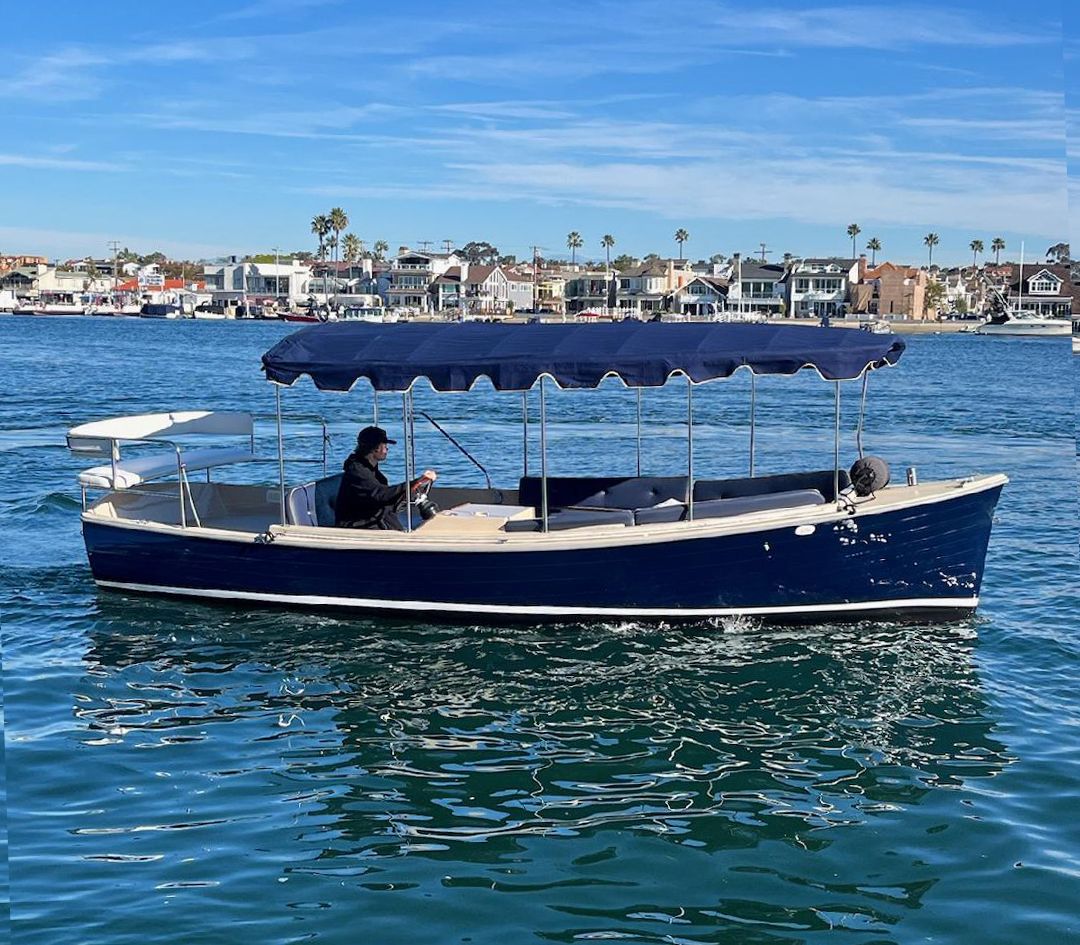 Electric Boat and Duffy Boats Rentals in Newport Beach